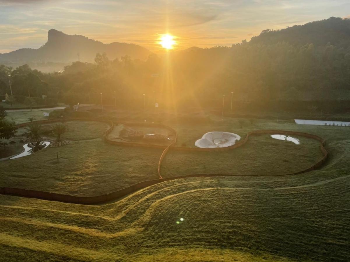 Viva Montane Hotel Ban Nong Chap Tao Kültér fotó